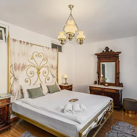 Apartment Vintage By Black Church Brașov